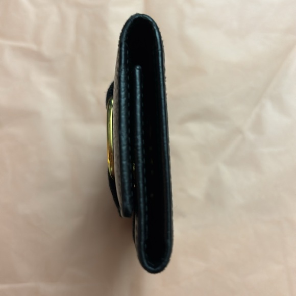 EUC-SALVATORE FERRAGAMO KEY/CARD/CASH HOLDER FULL INCLUSION - Picture 4 of 11